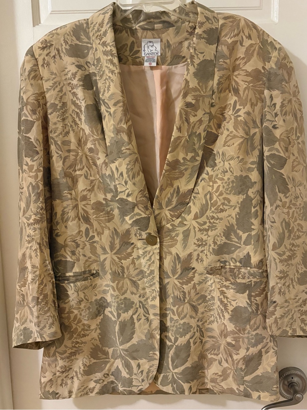 GANTOS Women's Beige and Olive Floral Jacquard Blazer